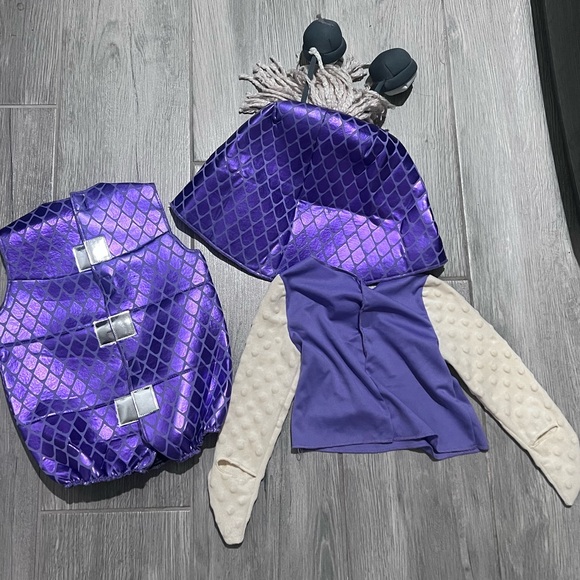 Worn Once. Disney Boo Monster’s Inc. Costume 12-18 months. - Picture 4 of 4